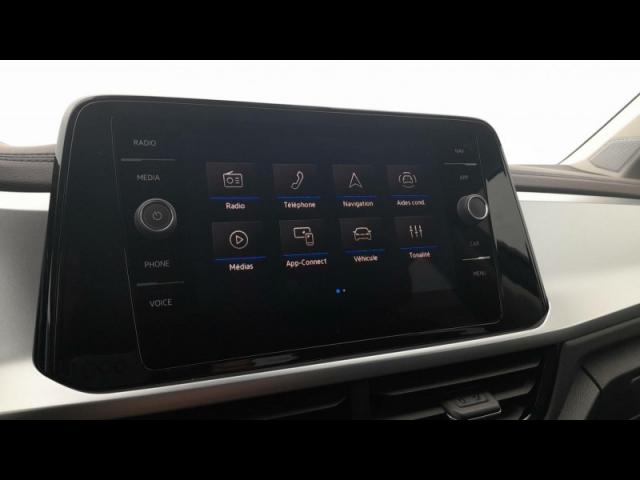 Volkswagen T-Roc image 8