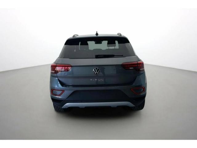 Volkswagen T-Roc image 5