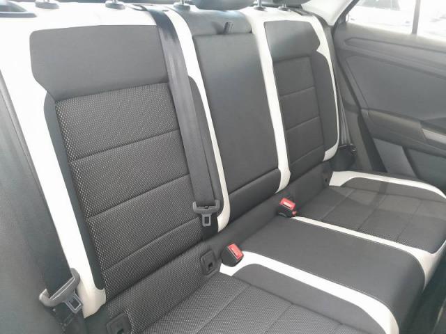 Volkswagen T-Roc image 6