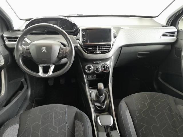 Peugeot 2008 image 4