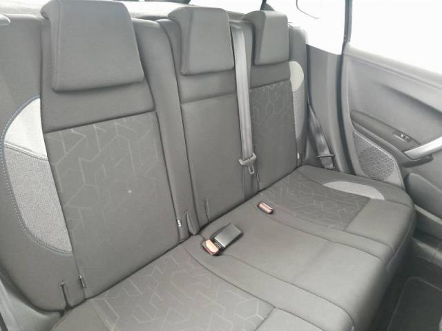 Peugeot 2008 image 2