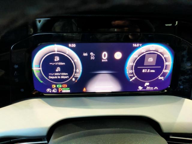 Volkswagen Golf image 6