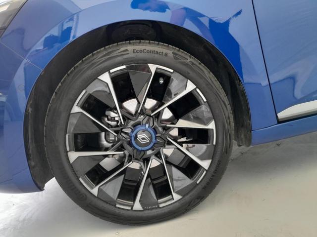 Renault Clio image 2