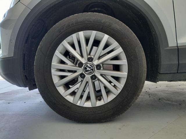 Volkswagen T-Roc image 9