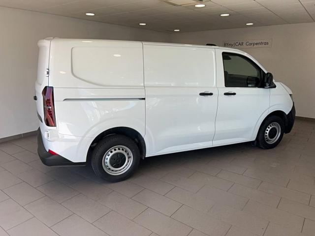 Volkswagen Transporter image 7