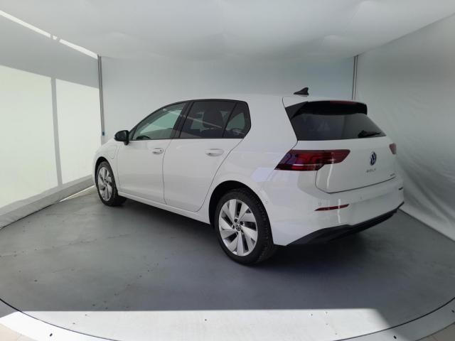 Volkswagen Golf image 2