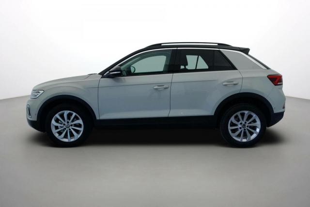 Volkswagen T-Roc image 2
