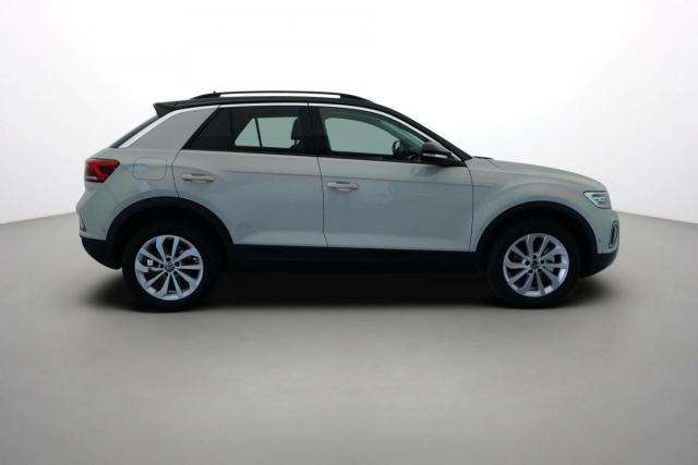 Volkswagen T-Roc image 3