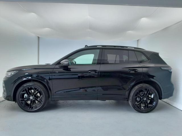 Volkswagen Tiguan image 8