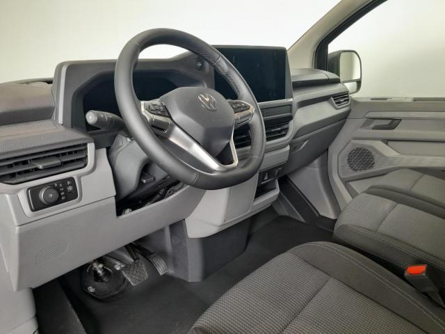 Volkswagen Transporter image 4