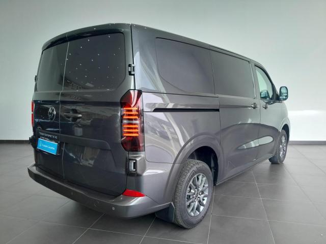 Volkswagen Transporter image 2