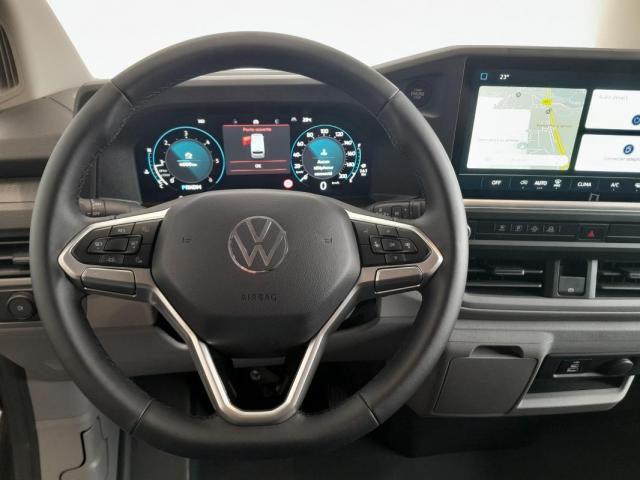 Volkswagen Transporter image 8