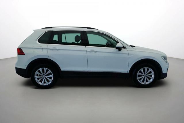 Volkswagen Tiguan image 8