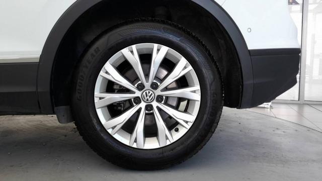 Volkswagen Tiguan image 6