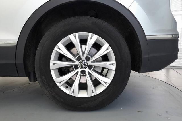 Volkswagen Tiguan image 8