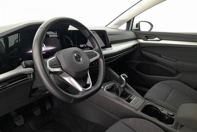 Volkswagen Golf image 6