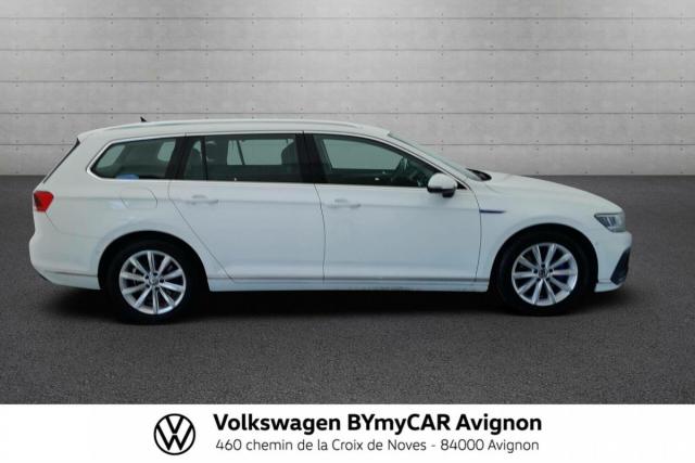 Volkswagen Passat Sw image 2