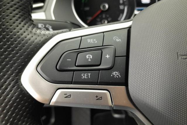 Volkswagen Passat Sw image 5