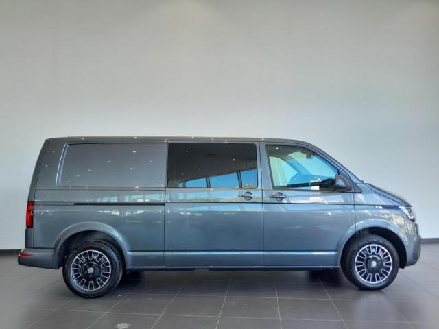 Volkswagen Transporter image 6