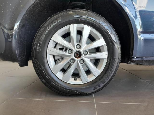 Volkswagen Transporter image 7