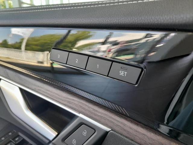 Volkswagen Touareg image 8
