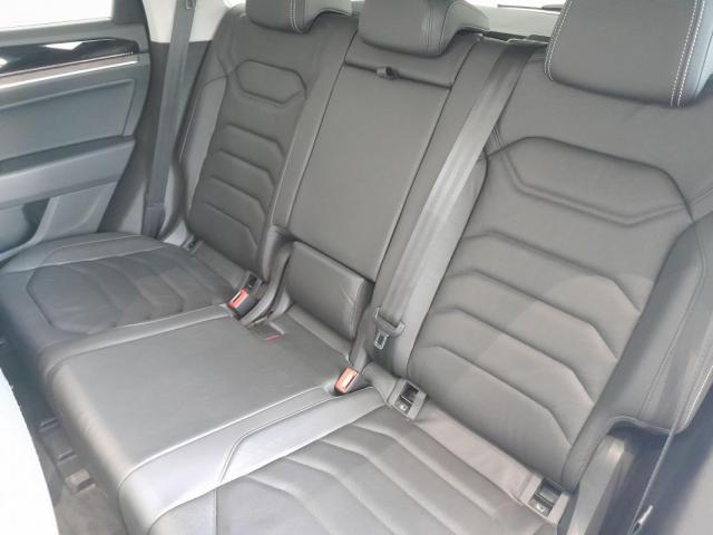 Volkswagen Touareg image 6