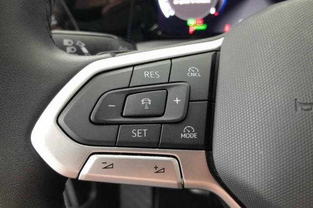 Volkswagen Golf image 1