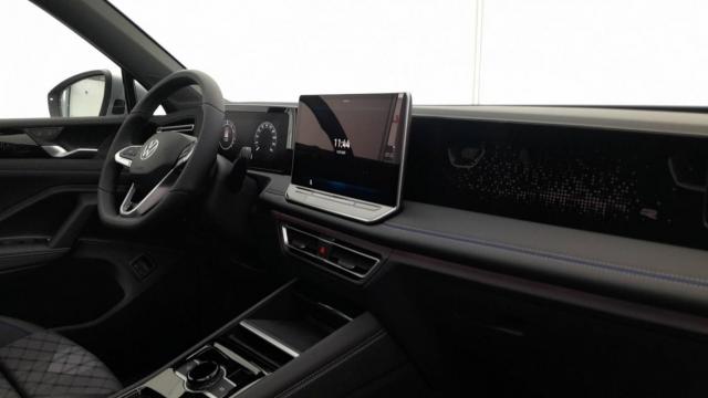Volkswagen Tiguan image 1