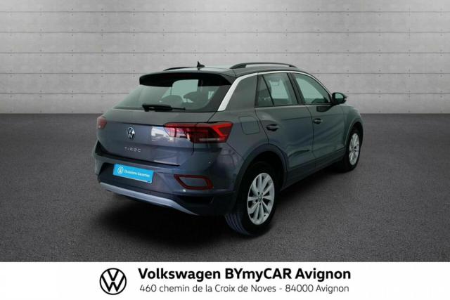 Volkswagen T-Roc image 8