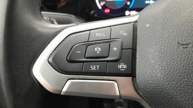 Volkswagen Golf image 1