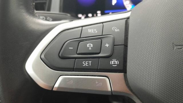 Volkswagen T-Roc image 1