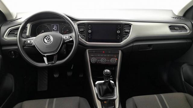 Volkswagen T-Roc image 1