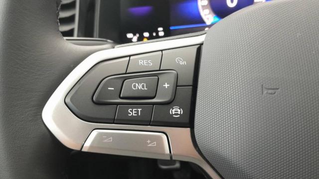 Volkswagen Polo image 8