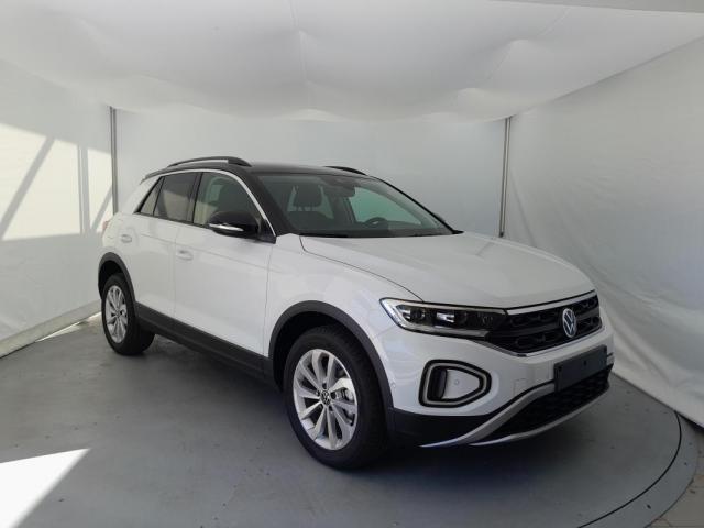 Volkswagen T-Roc image 8