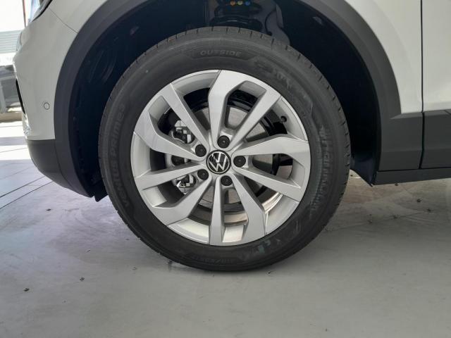 Volkswagen T-Roc image 5
