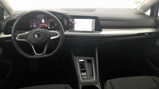 Volkswagen Golf image 1