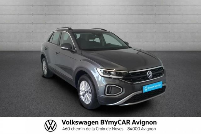 Volkswagen T-Roc image 6
