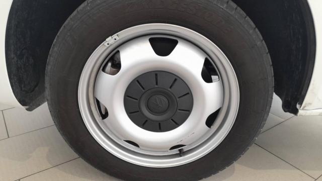 Volkswagen Transporter image 6