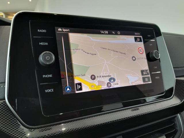 Volkswagen T-Cross image 8