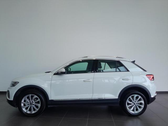 Volkswagen T-Roc image 2