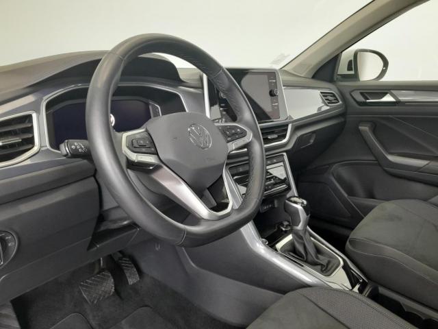 Volkswagen T-Roc image 8
