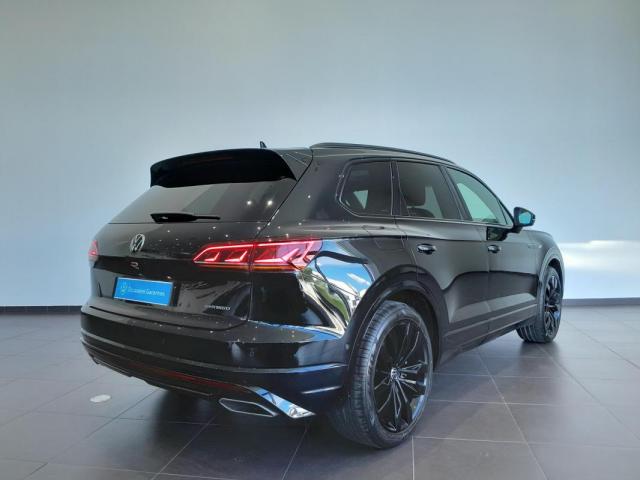 Volkswagen Touareg image 8