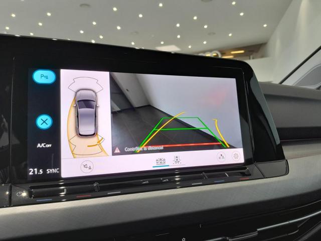Volkswagen Golf image 7