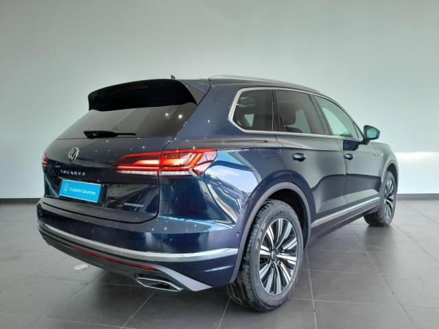 Volkswagen Touareg image 1