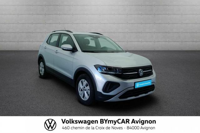 Volkswagen T-Cross image 2
