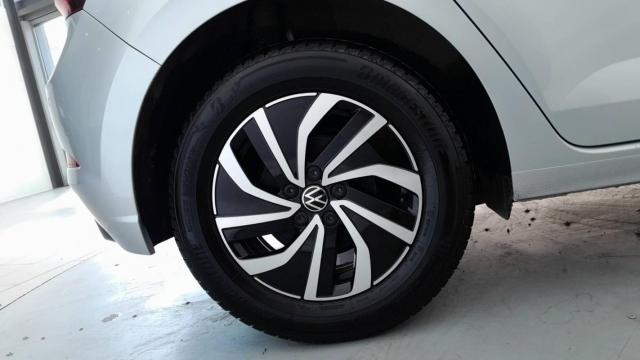 Volkswagen Polo image 8