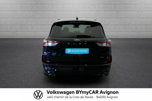 Ford Kuga image 3
