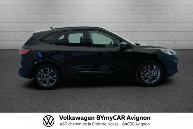 Ford Kuga image 4