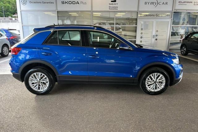 Volkswagen T-Roc image 9