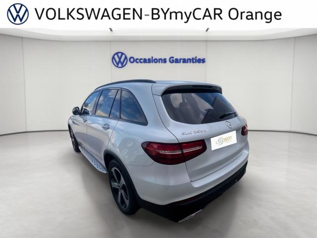 Mercedes Benz Glc image 9
